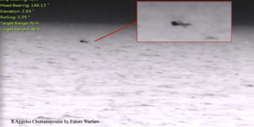 Η Ελληνική Φρεγάτα ΨΑΡΑ κατέρριψε ΜΕΑ των Χούθι μέσω του anti-drone συστήματος της ΕΑΒ – Ποιό ήταν το εχθρικό ΜΕΑ που αντιμετώπισε